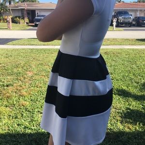 Cute stoped black and white dress